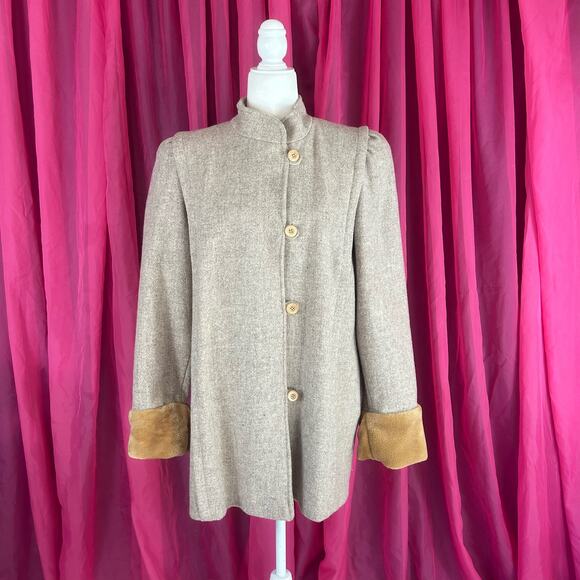 Vintage Jackets & Blazers - Vintage 80s 90s New York Girl union made wood button winter coat, size 16